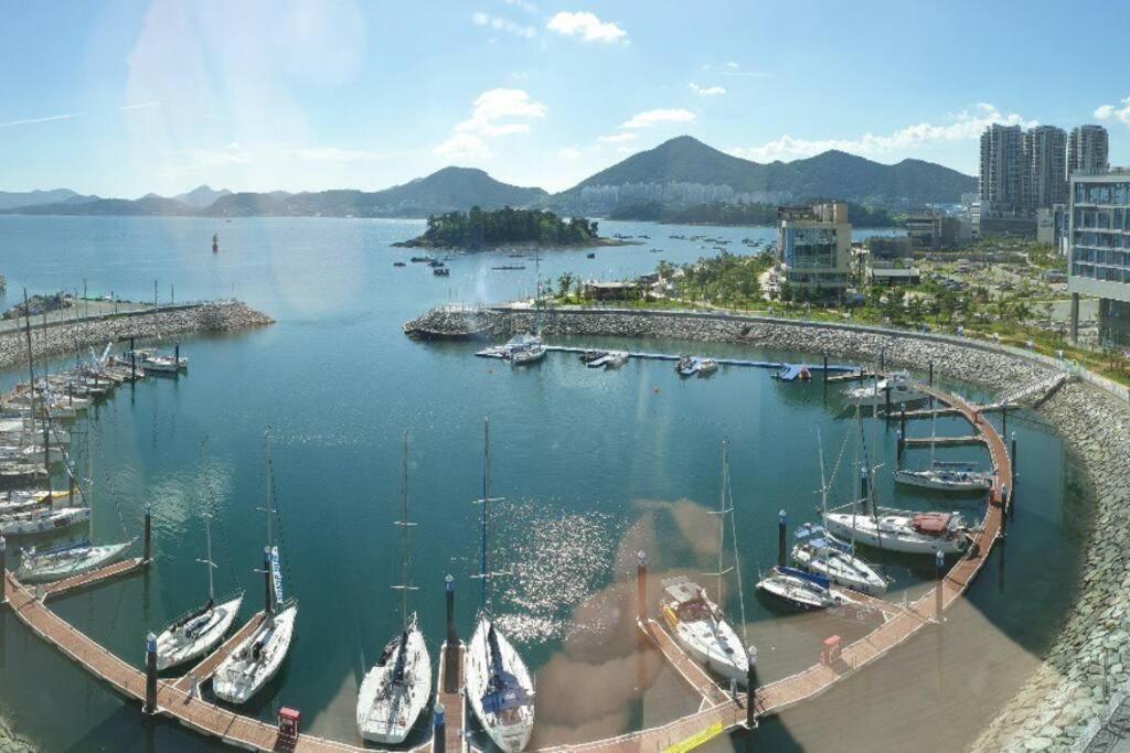The Castle Ocean Marina Double Suite Yeosu Exterior foto