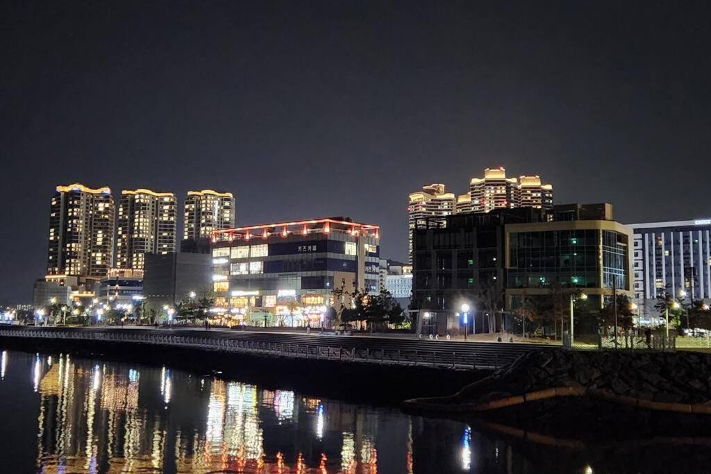 The Castle Ocean Marina Double Suite Yeosu Exterior foto